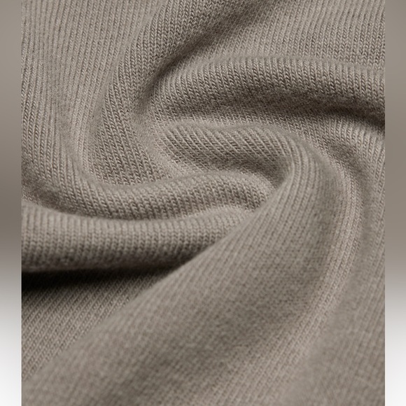 Aritzia recharge pant nwt - Picture 3 of 8